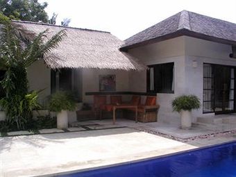 Hostal Frangipani Beach Hotel