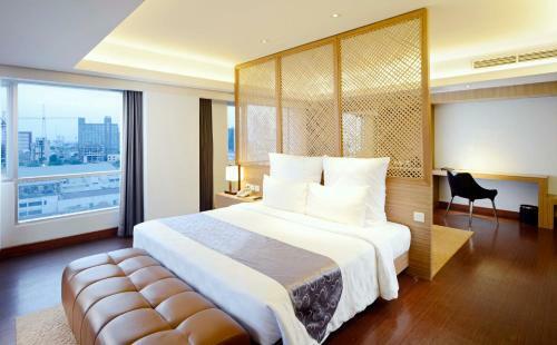 Crown Prince Hotel