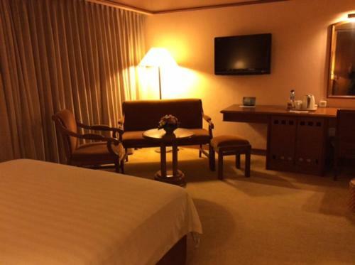 Elmi Hotel Surabaya