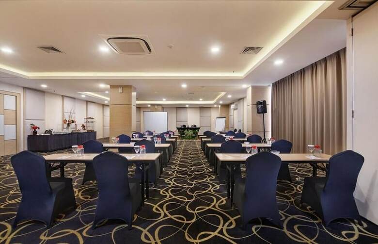 Quest Hotel Surabaya