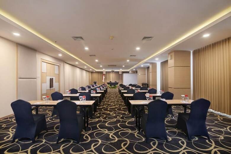 Quest Hotel Surabaya