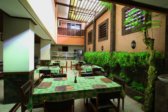 Hostal Pondok Asri Family Guest House