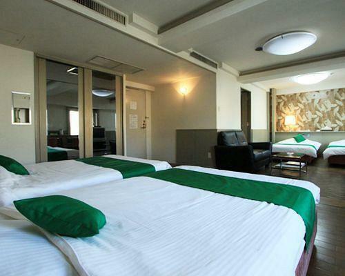 Hotel Shinsaibashi Lions Rock