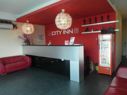Posada Mcity Inn