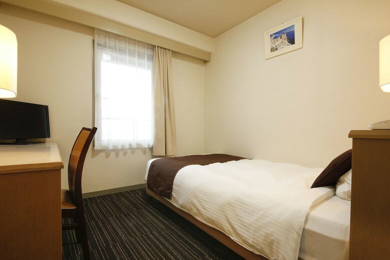 Shin-osaka Sunny Stone Hotel