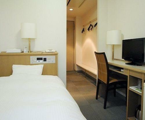 Shin-osaka Sunny Stone Hotel
