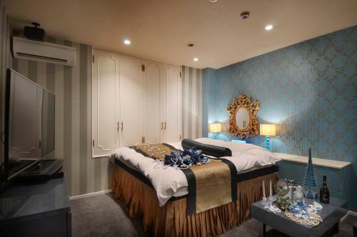 Hotel Blanc Chapel Christmas