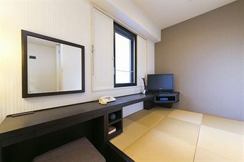 Hotel Nishitetsu Inn Shinsaibashi