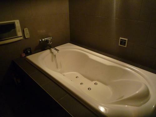 Hotel Beni East