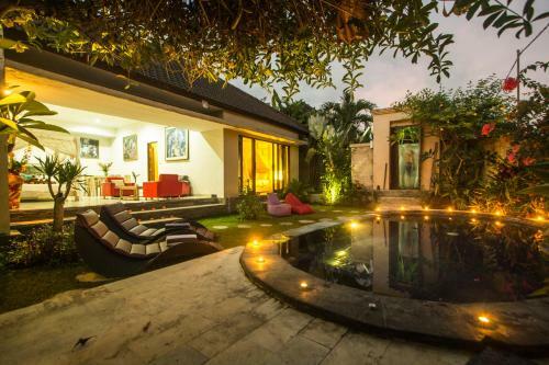 Ratna Villa