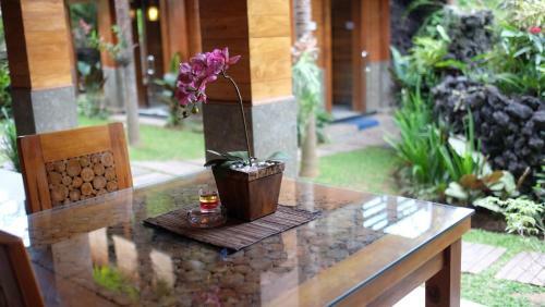 Budhi Ayu Cottages