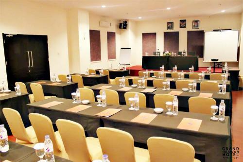 Grand Imawan Hotel