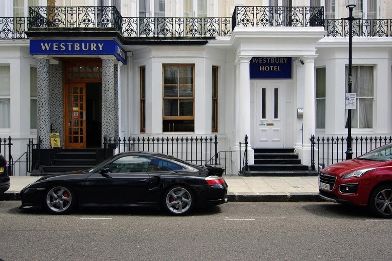 Westbury Hotel