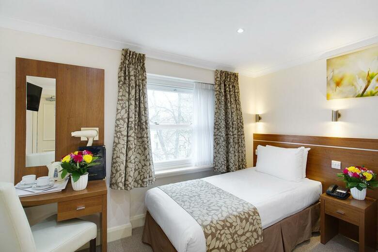 Hotel Bayswater Inn