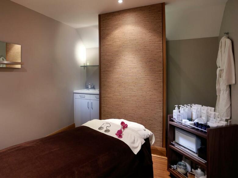 Hotel Macdonald Alveston Manor