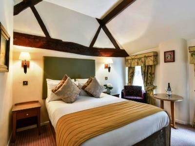 Hotel Charlecote Pheasant