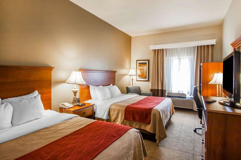 Hotel Comfort Inn & Suites