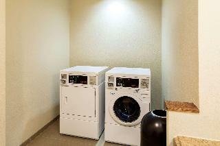 Hotel Comfort Suites