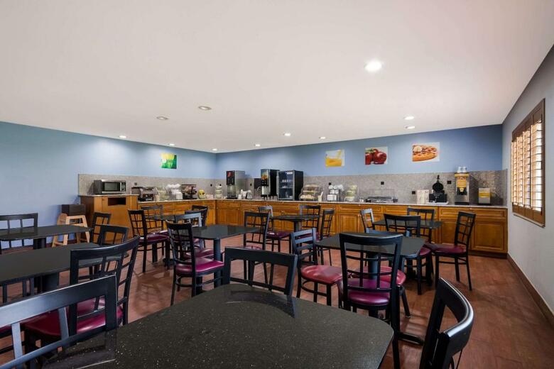 Hotel Comfort Inn North