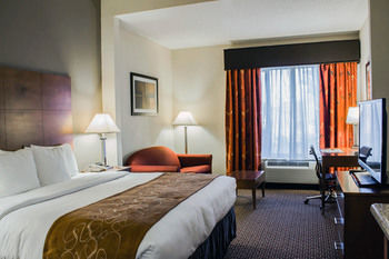 Hotel Comfort Suites (durham)