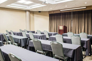 Hotel Comfort Suites (durham)