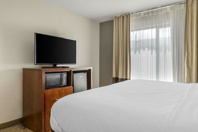 Hotel Comfort Inn