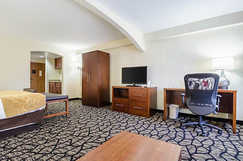 Hotel Comfort Suites Innsbrook