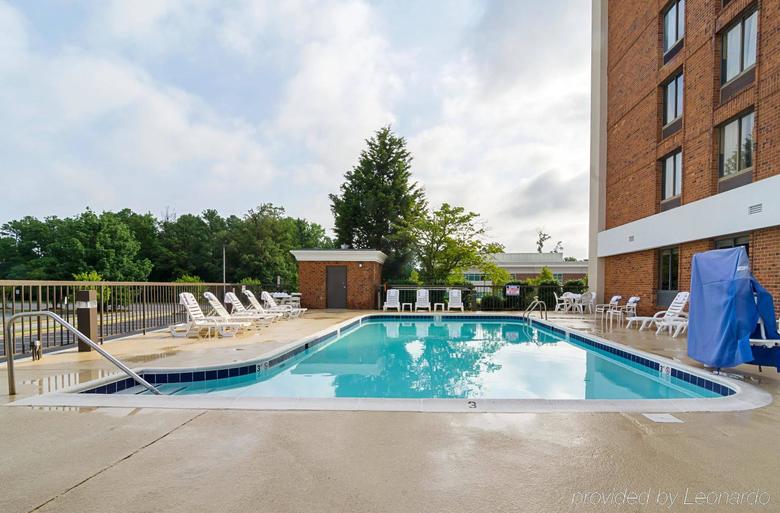 Hotel Quality Inn West End