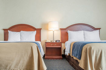 Hotel Comfort Inn West