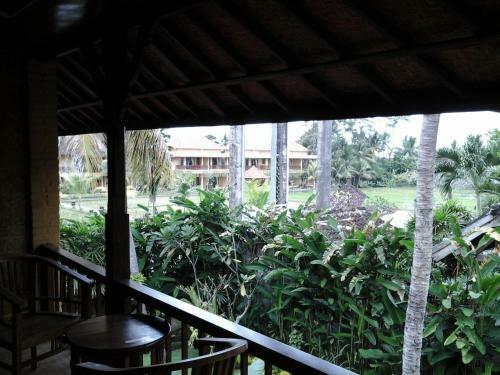 Hostal Rice Paddy Bungalow