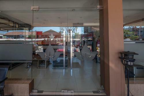 Capital Hotel Makassar