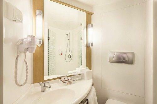 Hotel Ibis Makassar City Center