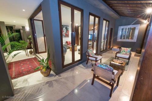 Hostal D'omah Villa