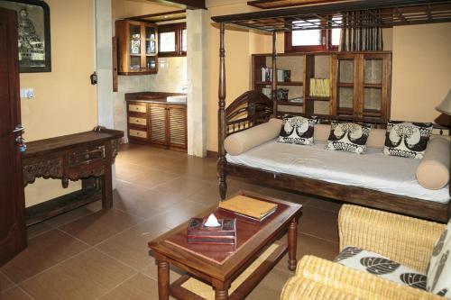 Bed & Breakfast Murni's Houses