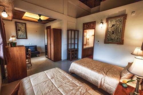 Bed & Breakfast Murni's Houses