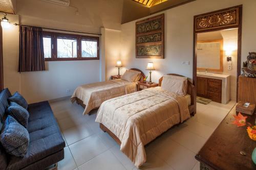 Bed & Breakfast Murni's Houses