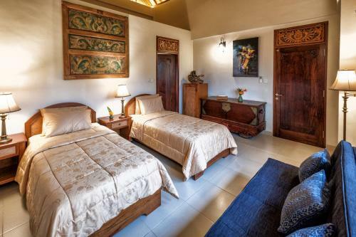 Bed & Breakfast Murni's Houses