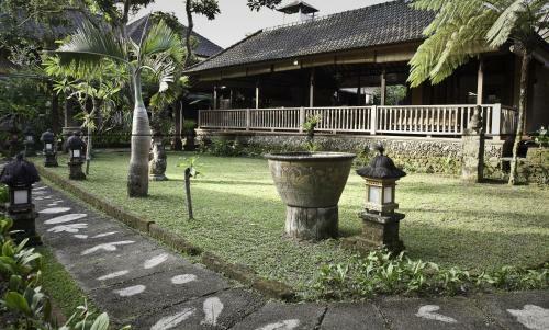 Bed & Breakfast Murni's Houses
