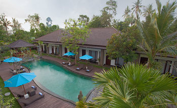 Ubud Raya Hotel