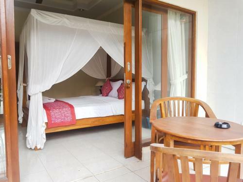 Hostal Raka House Accommodation