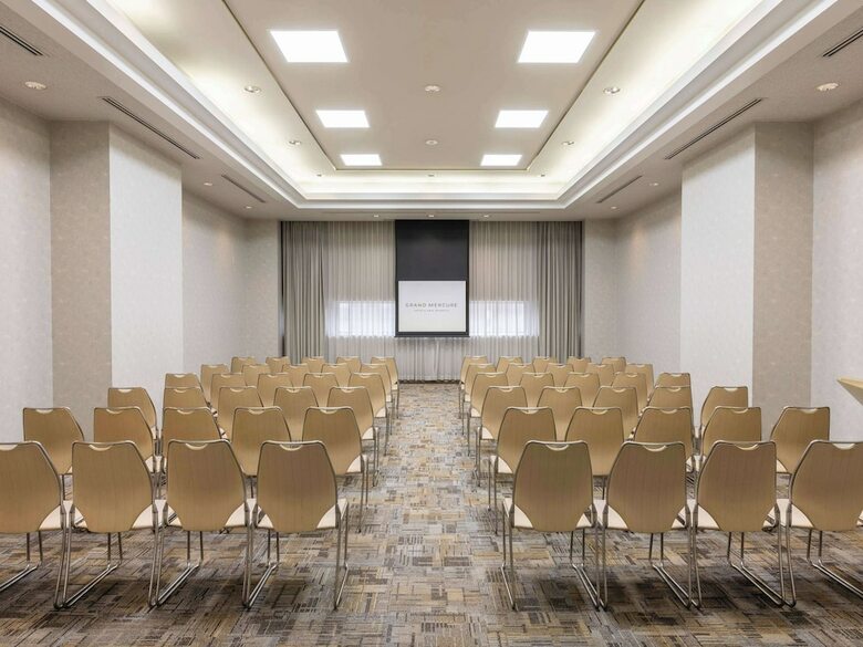 Royton Sapporo Hotel