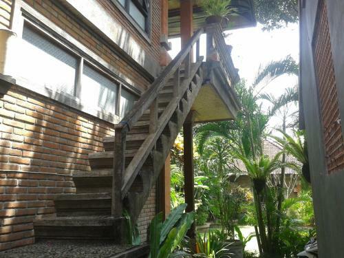 Hostal Mandia Bungalows