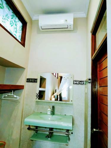 Hostal Mandia Bungalows