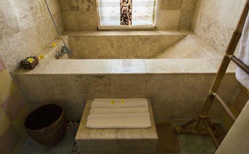 Hostal Ujung Ubud Guesthouse