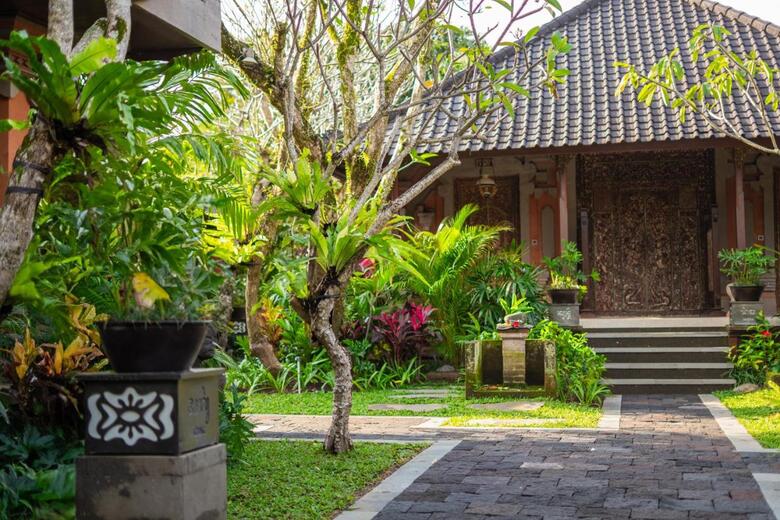 Hostal Puri Saraswati Bungalows