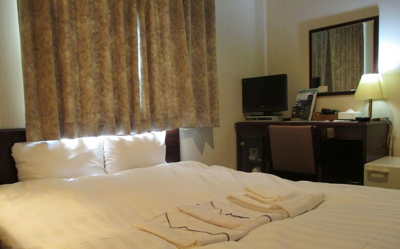 Hotel Green With