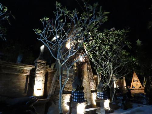 Kamol House
