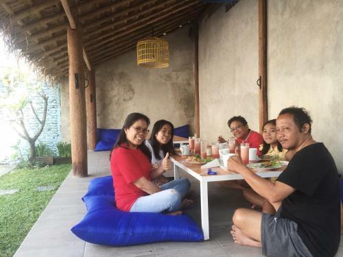 Hostal Viavia Guesthouse