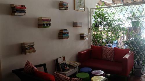 Hostal Viavia Guesthouse
