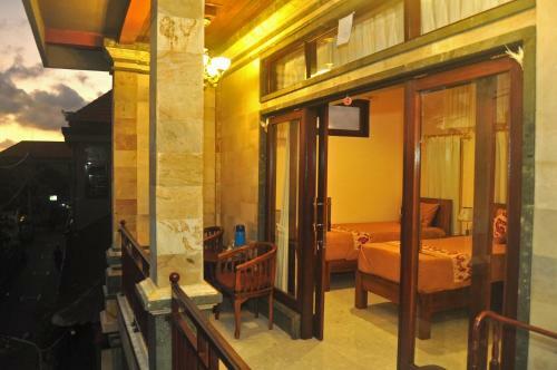 Bed & Breakfast Inten House